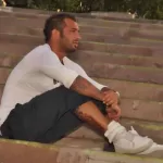 دانلود آهنگ چشم چشم دو ابرو صورتش گیلاسه امیر تتلو