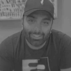 دانلود آهنگ مسعود صادقلو پیر بشیم کنار هم