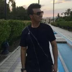 آهنگ ناز داره تنش بوی نرگس شیراز داره