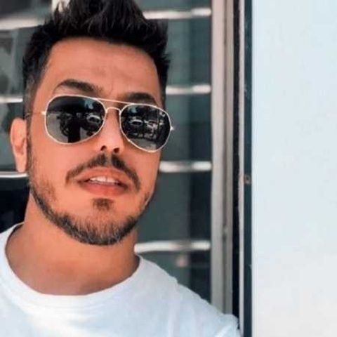 دانلود آهنگ دانوش شاخه گل
