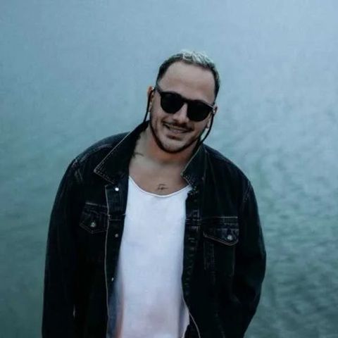 دانلود آهنگ کی مثل من موهاتو میبافه اشوان