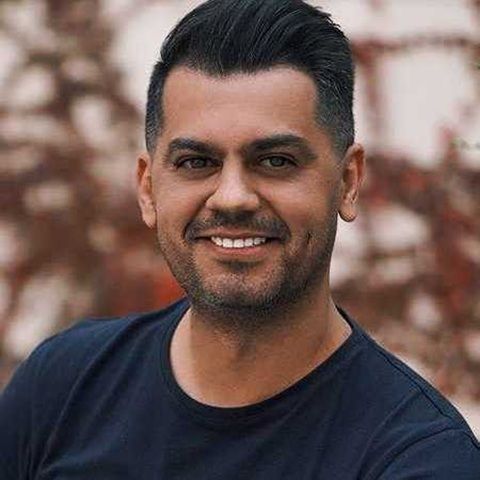 دانلود آهنگ شهاب رمضان دلم خنده میخواد