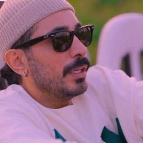 دانلود آهنگ ﺑﺎران زده ﺟﺎی ﺗﻮ ﺧﺎﻟﻰ کسری زاهدی